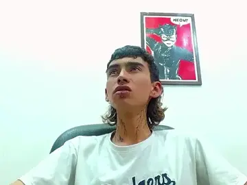 Stripchat Best live sex cam show of ttimy_x_boy