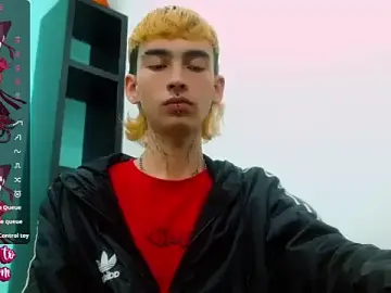 Stripchat Live Porn of ttimy_x_boy