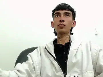 Stripchat Live Sex of ttimy_x_boy