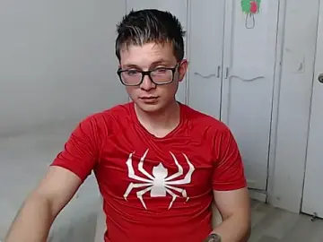 Stripchat Watch Live Sex Cams of MathewCollin