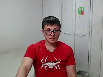 Stripchat Adult Webcam of MathewCollin