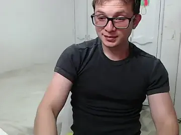 Stripchat Live Sex Cam of MathewCollin