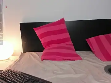 Stripchat Free Porn Cam of stassie_mil