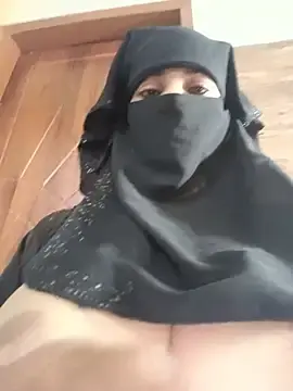Stripchat Adult Webcam of Aafreen_36