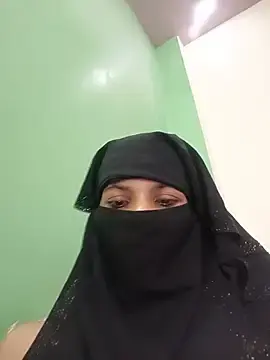 Stripchat Free Porn Cam of Aafreen_36