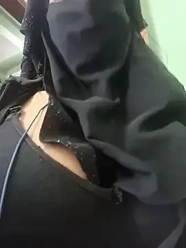 Stripchat Adult Webcam of Aafreen_36