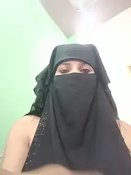 Stripchat Nude Webcam of Aafreen_36