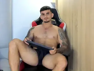 Stripchat Free Live Porn of Ricardogo19