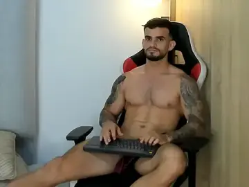 Stripchat Best Webcam of Ricardogo19