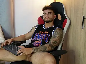 Stripchat Live Sex of Ricardogo19