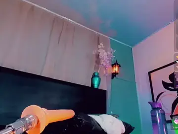 Stripchat Free Porn Cam of _ChanellR_