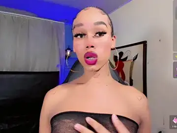 Stripchat Sex Cam of _ChanellR_