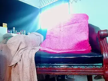 Stripchat Live Sex of bellatrixx_69