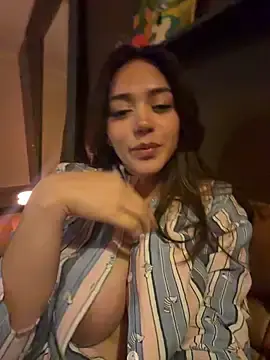 Stripchat Watch Live Sex Cams of lauradaft