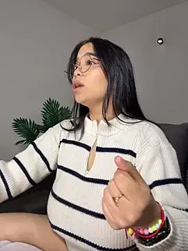 Stripchat Free Porn Cam of tati_reyess