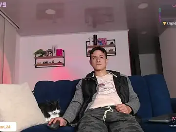 Stripchat Free Live Porn of ashely_ryan24