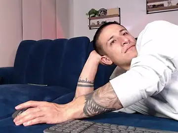 Stripchat Live Sex of ashely_ryan24