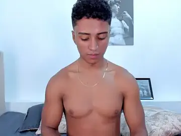 Stripchat Adult Webcam of MagnusKing_