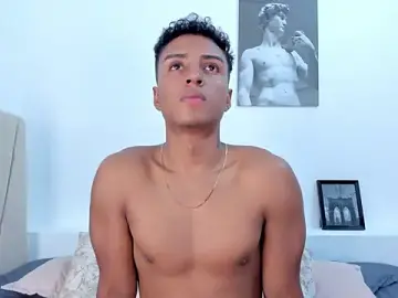 Stripchat Free Porn Cam of MagnusKing_