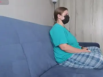 Stripchat Adult Webcam of MilaaMilaa