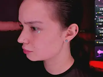 Stripchat Adult Webcam of bitchpeace_