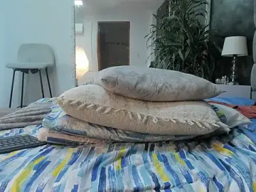 Stripchat Free Porn Cam of isa_lancaster