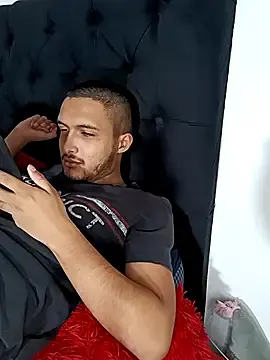 Stripchat Free Live Porn of mosmar_20