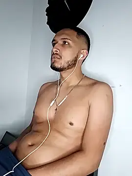 Stripchat Watch Live Sex Cams of mosmar_20