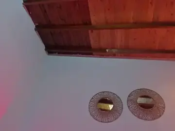 Stripchat Live Sex Cam of hot_booty_