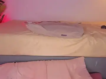 Stripchat Live Sex Cam of hot_booty_