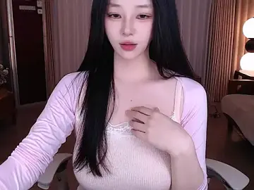 Stripchat Free Porn Cam of sweateanv_