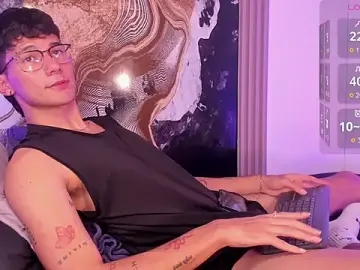 Stripchat Watch Live Sex Cams of Alexx_tc