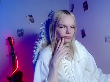 Stripchat Best live sex cam show of Emily_Nyaffee