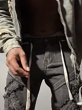 Stripchat Best Webcam of MIGHTYDEMONXXX