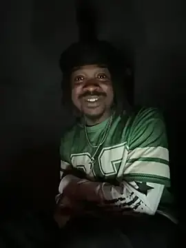 Stripchat Adult Webcam of MIGHTYDEMONXXX