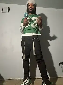 Stripchat Sex Cam of MIGHTYDEMONXXX