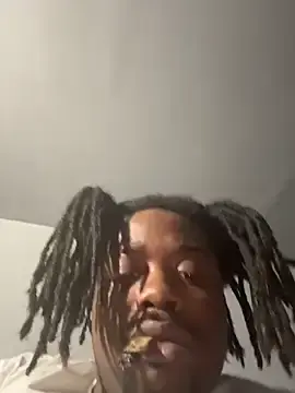 Stripchat Free Porn Cam of MIGHTYDEMONXXX