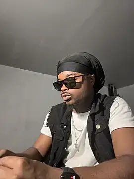 Stripchat Free Porn Cam of MIGHTYDEMONXXX