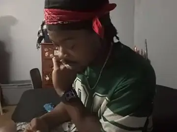Stripchat Sex Cam of MIGHTYDEMONXXX