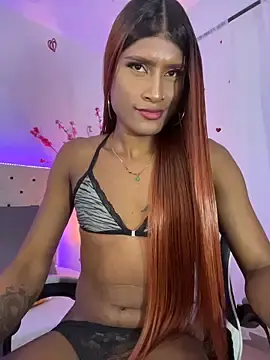 Stripchat Live Sex Cam of Elektra_Queen