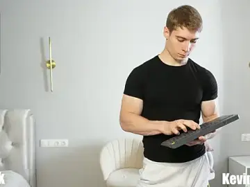 Stripchat Best live sex cam show of Nik_Sharp
