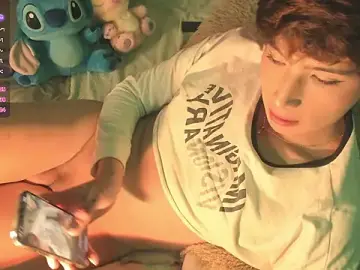 Stripchat Watch Live Sex Cams of AdamDayt