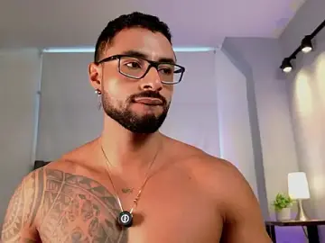 Stripchat Private Sex Chat of LiamGarcia1