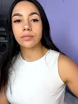 Stripchat Watch Live Sex Cams of Marianahb-e