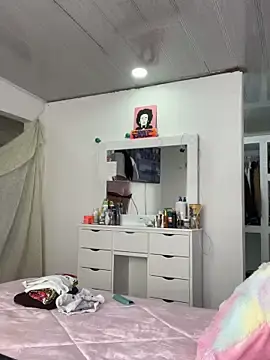 Stripchat Live Sex of Marianahb-e