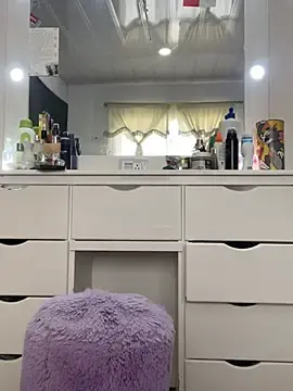 Stripchat Adult Webcam of Marianahb-e