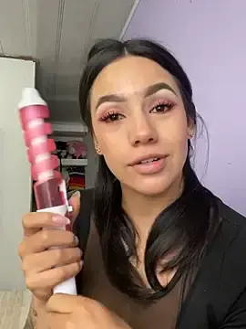 Stripchat Watch Live Sex Cams of Marianahb-e