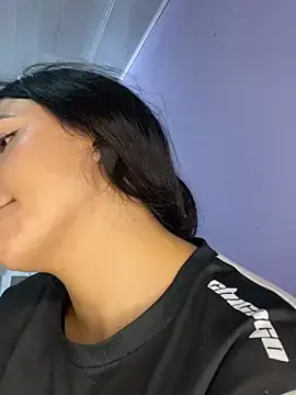 Stripchat Live Sex Cam of Marianahb-e