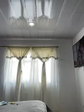 Stripchat Live Porn of Marianahb-e