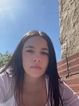 Stripchat Sex Cam of Marianahb-e